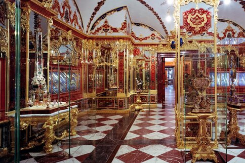 Blick in das Juwelenzimmer des Historischen Grünen Gewölbe